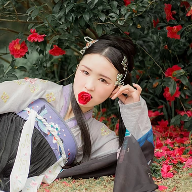 嬌艷花朵女生頭像，唯美古風(fēng)真人頭像
