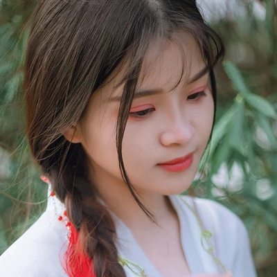 清新淑女持團(tuán)扇女生頭像，唯美古風(fēng)真人頭像