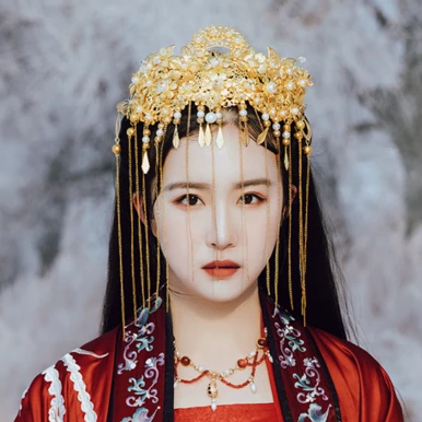 花嫁衣裳女生頭像，唯美古風(fēng)真人頭像