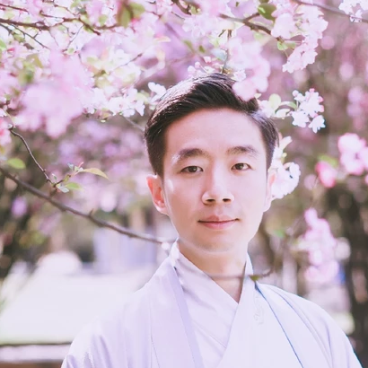 春暖花開男生頭像，唯美古風(fēng)真人頭像