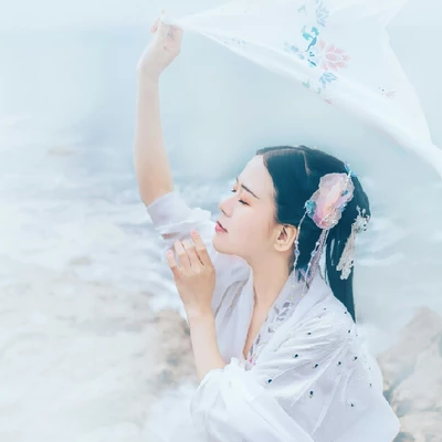 朦朧仙緣女生頭像，唯美古風(fēng)真人頭像