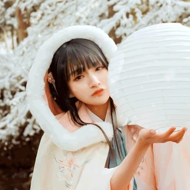 白雪飄落清新氣質(zhì)女生頭像，唯美古風(fēng)真人頭像