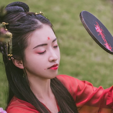 花顏古典氣質(zhì)女生頭像，唯美古風(fēng)真人頭像