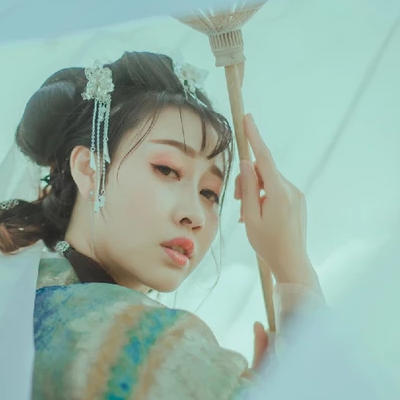 文藝漢服女生頭像，唯美古風(fēng)真人頭像