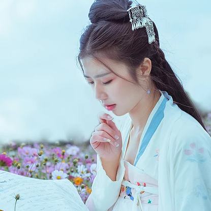 花開(kāi)文藝女生頭像，唯美古風(fēng)真人頭像