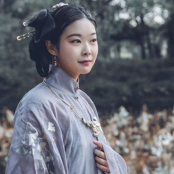 素雅灰色漢服女生頭像，唯美古風(fēng)真人頭像