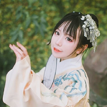 清新可愛帶團扇女生頭像，唯美古風(fēng)真人頭像