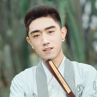 文藝男生帶折扇頭像，唯美古風(fēng)真人頭像