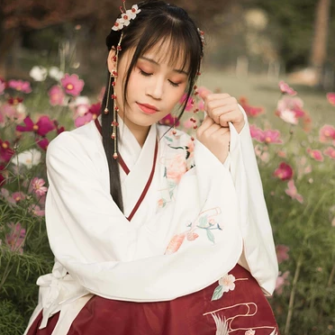 清新可愛漢服女生頭像，唯美古風(fēng)真人頭像