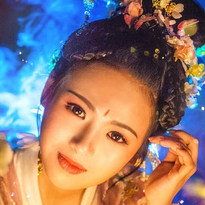 五彩星空提燈少女頭像，唯美古風真人頭像
