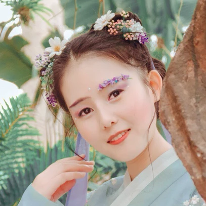 清新可愛(ài)美人妝女生頭像，唯美古風(fēng)真人頭像