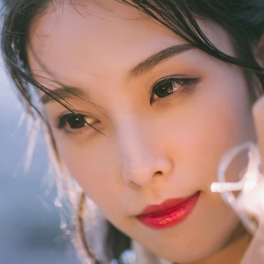 夜下星空女生頭像，唯美古風真人頭像