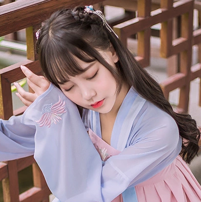 粉嫩小清新女生頭像，唯美古風真人頭像