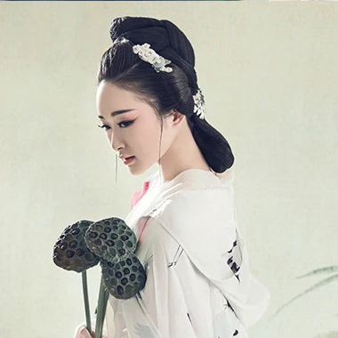 清新藕風(fēng)輕女生頭像，唯美古風(fēng)真人頭像