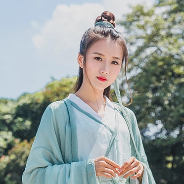 素衣女生喝酒頭像，唯美古風(fēng)真人頭像
