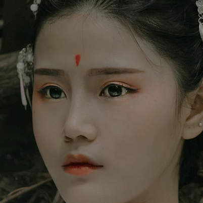 白衣素紗女子頭像像，唯美古風(fēng)女子真人頭像