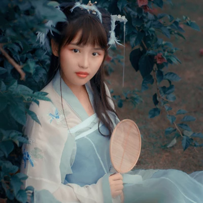淺藍(lán)漢服小清新頭像，唯美古風(fēng)女生真人頭像