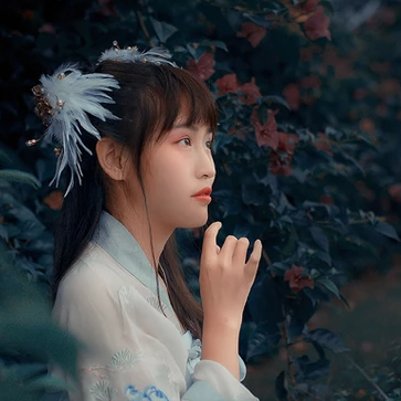 淺藍(lán)漢服小清新頭像，唯美古風(fēng)女生真人頭像