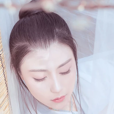 白衣冷艷女子頭像，唯美古風(fēng)真人頭像