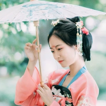 紅衣女子帶傘頭像，唯美古風(fēng)女子真人頭像