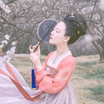 妖嬈女生頭像，唯美古風(fēng)真人頭像