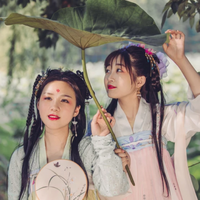 荷塘邊古風(fēng)頭像，唯美古風(fēng)閨蜜真人頭像