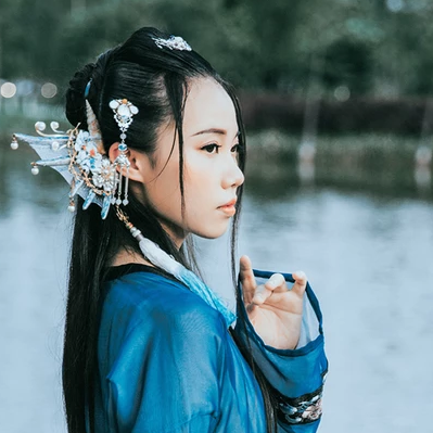 人魚傳說妖艷頭像，唯美古風(fēng)女子頭像