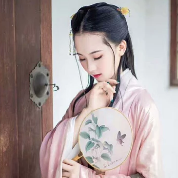 漢服女生頭像，古風(fēng)真人女子頭像