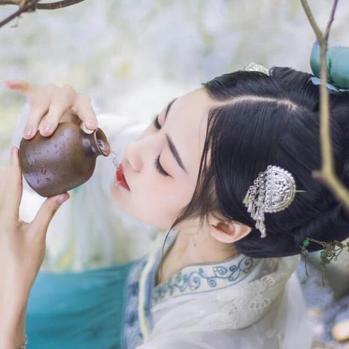 夢(mèng)中鏡時(shí)尚典雅，唯美古風(fēng)真人頭像