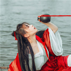 江湖俠風(fēng)女子古風(fēng)頭像，灑脫自在真人qq頭像
