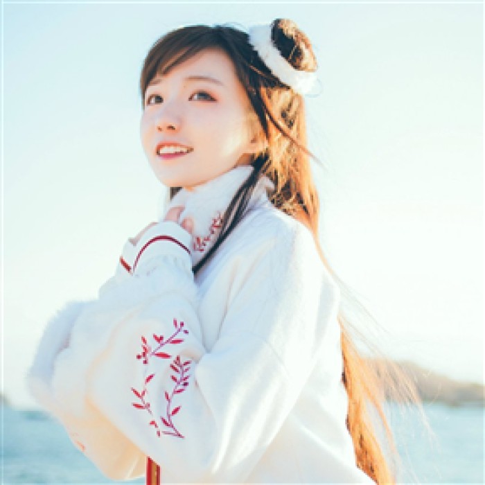 粉妝玉琢的女子古風(fēng)頭像，中國(guó)風(fēng)女生頭像