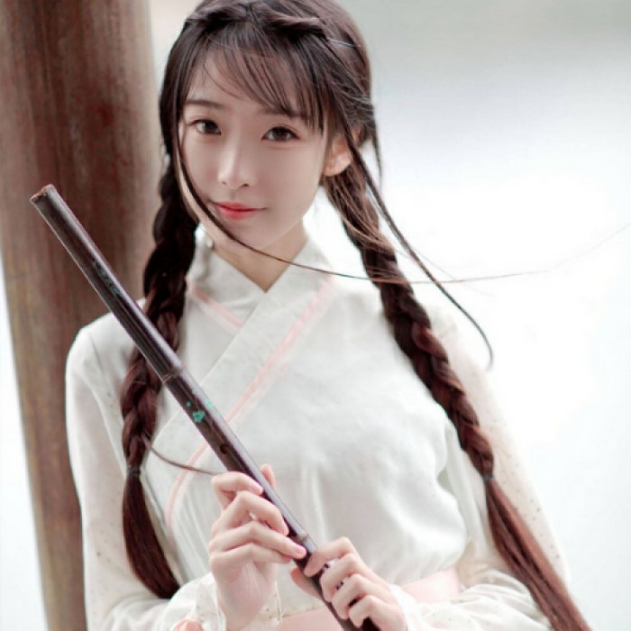 柳眉杏眼女生頭像，古風(fēng)女子qq頭像
