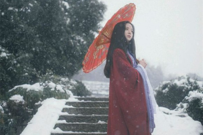 溫柔可人古風(fēng)漢服女子頭像，端莊秀麗女生頭像