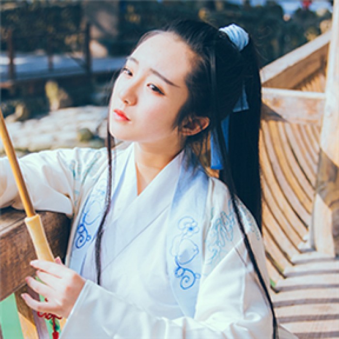 漢服美女慧質(zhì)蘭心古風(fēng)頭像，好看的女生qq頭像