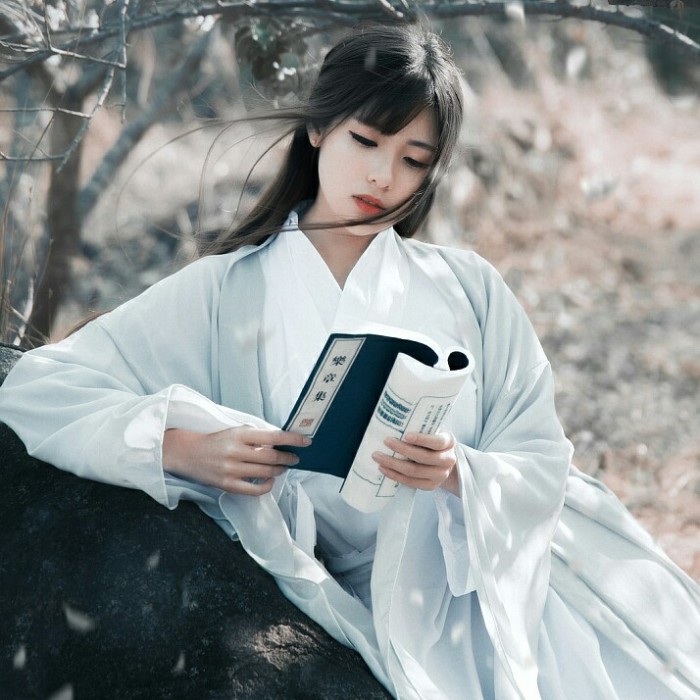 漢服美女慧質(zhì)蘭心古風(fēng)頭像，好看的女生qq頭像
