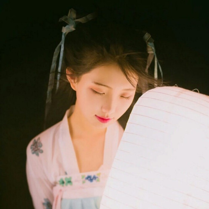花容月貌古風(fēng)女子頭像，秀雅中國風(fēng)qq頭像