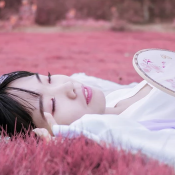 粉紫小清新帶團扇傘頭像，唯美古風真人頭像